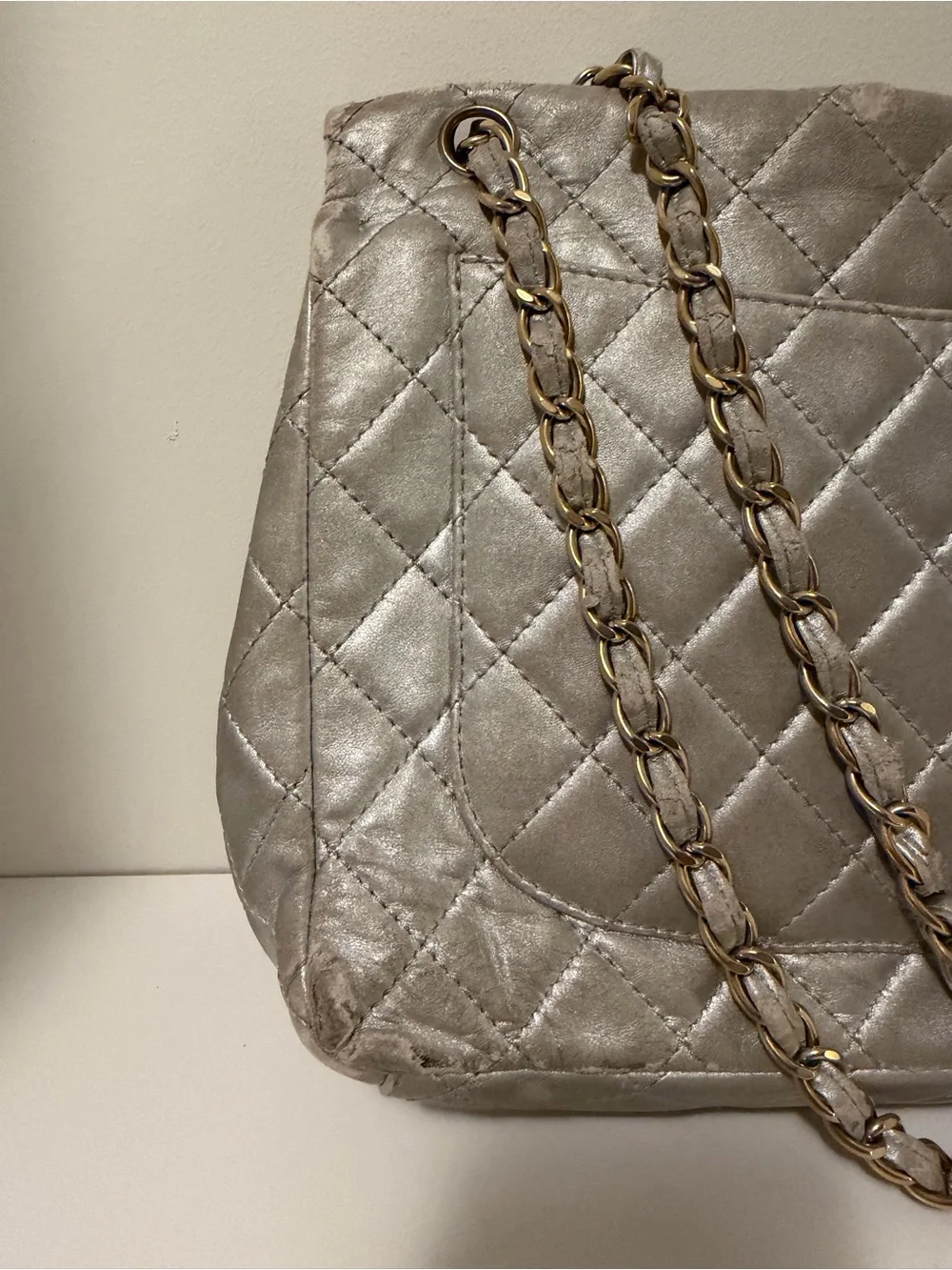 CHANEL Vintage Metallic Lambskin Quilted Jumbo Single Flap Bag